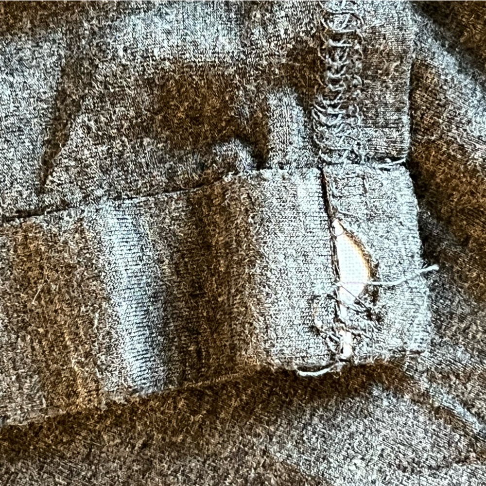 Frida Nursing Gown - Picture 4 of 7